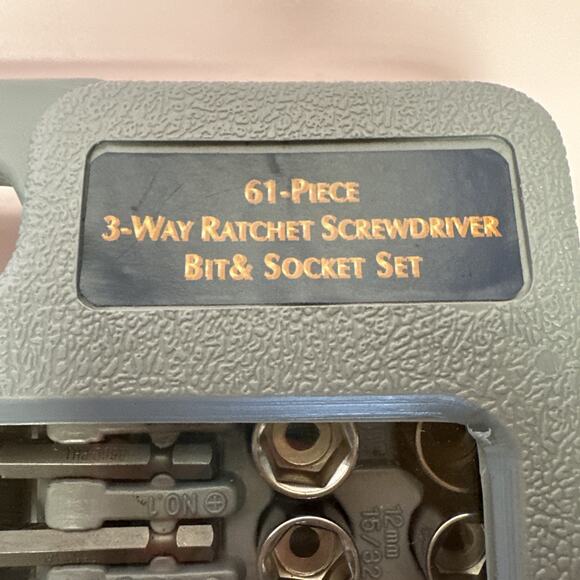 Smith and Wesson S&W 61 Piece Bit & Socket Set. Knives SW1014 Discontinued - Picture 7 of 11